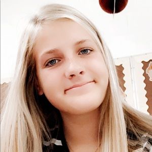 Meet your Posher, Katelyn